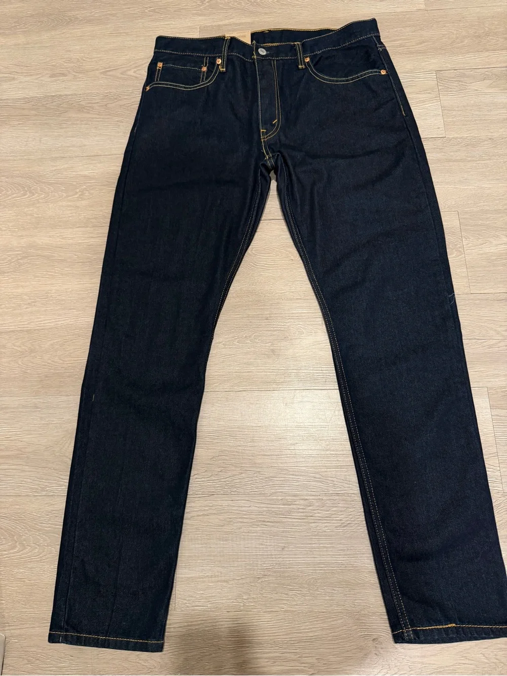 Levi's 512 Slim Taper Size waist 34 and 32 Men’s  Dark Blue Jeans